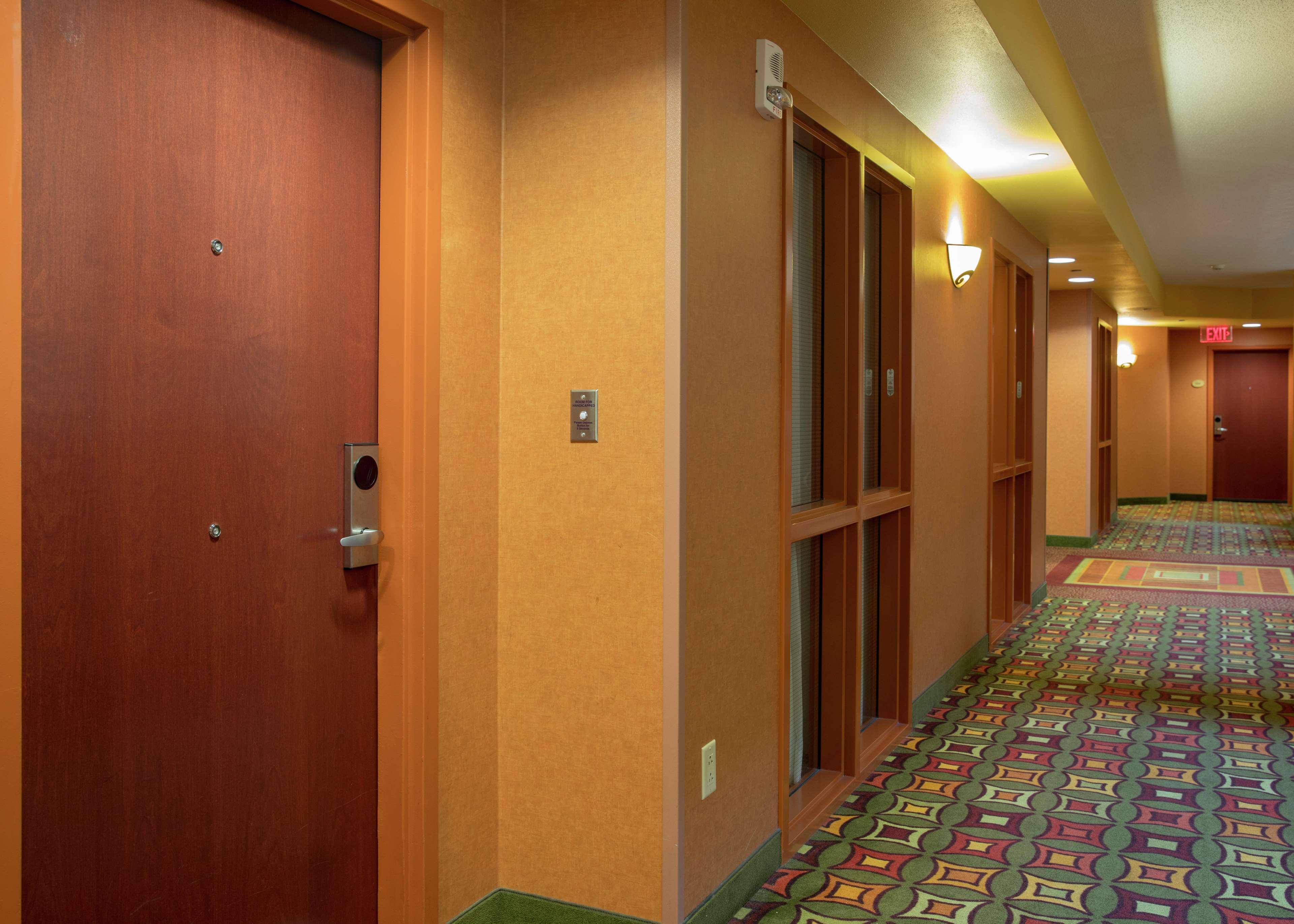Embassy Suites By Hilton Hampton Convention Center Exteriér fotografie